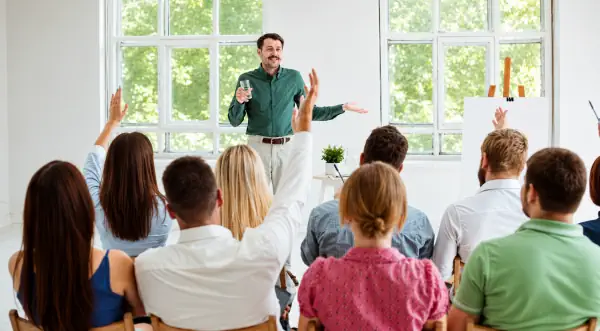 Cosa impari realmente in un corso di public speaking (oltre a parlare in pubblico)