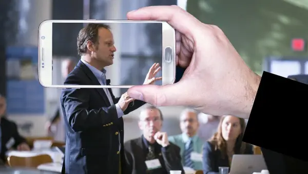 Perché rimandare il public speaking ti costa più di quanto pensi