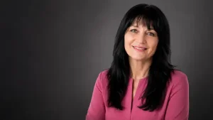 Oltre il rumore: il percorso di Monica Giaroni tra adolescenza, coscienza e autonomia